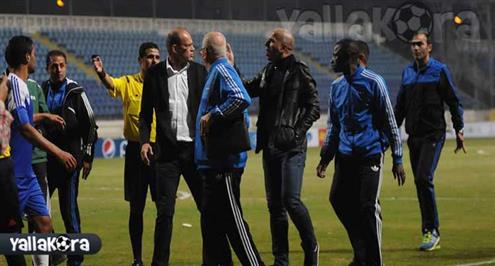 بالفيديو..عوض على طريقة نوير.. وصدام جمعة ولافاني.. والابن يقصف بيته في ملخص لقاء الأهلي وسموحة